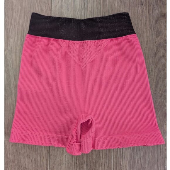 NEW! FP Movement | Happiness Runs Prajna Shorts In Pink - Picture 4 of 8
